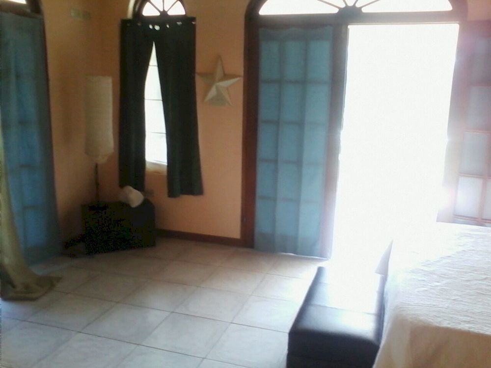 Dolphin Bay Yoga Guest House Drapers Exterior foto